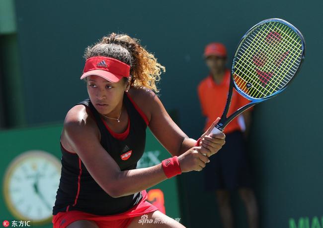 以多方面的 以多方面的